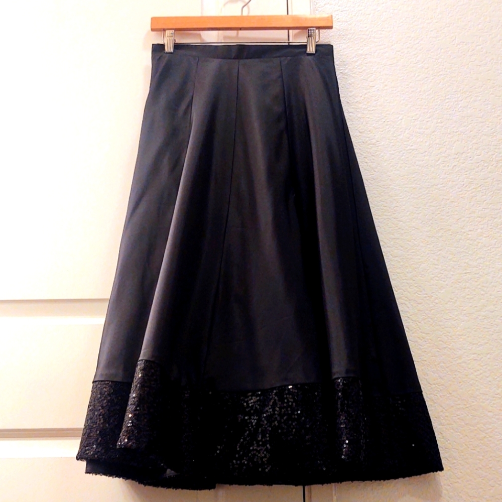 EUC Onyx Nite Skirt, Sz. Small